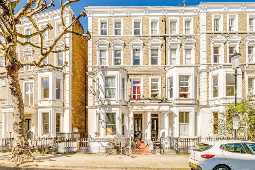 Studio For City Explorers - 3 Min Walk To Station London Exterior foto